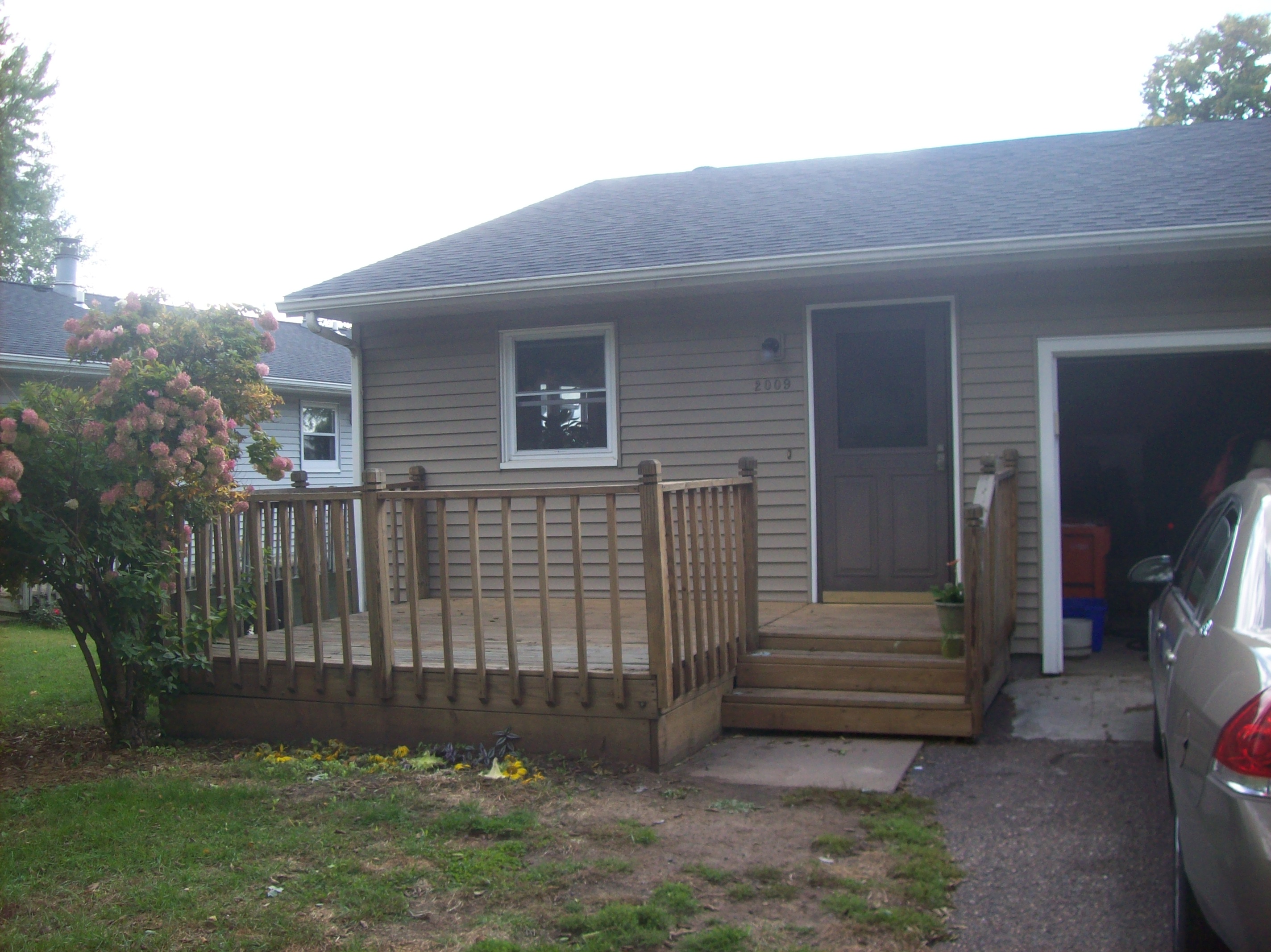 2009 Cleveland Street