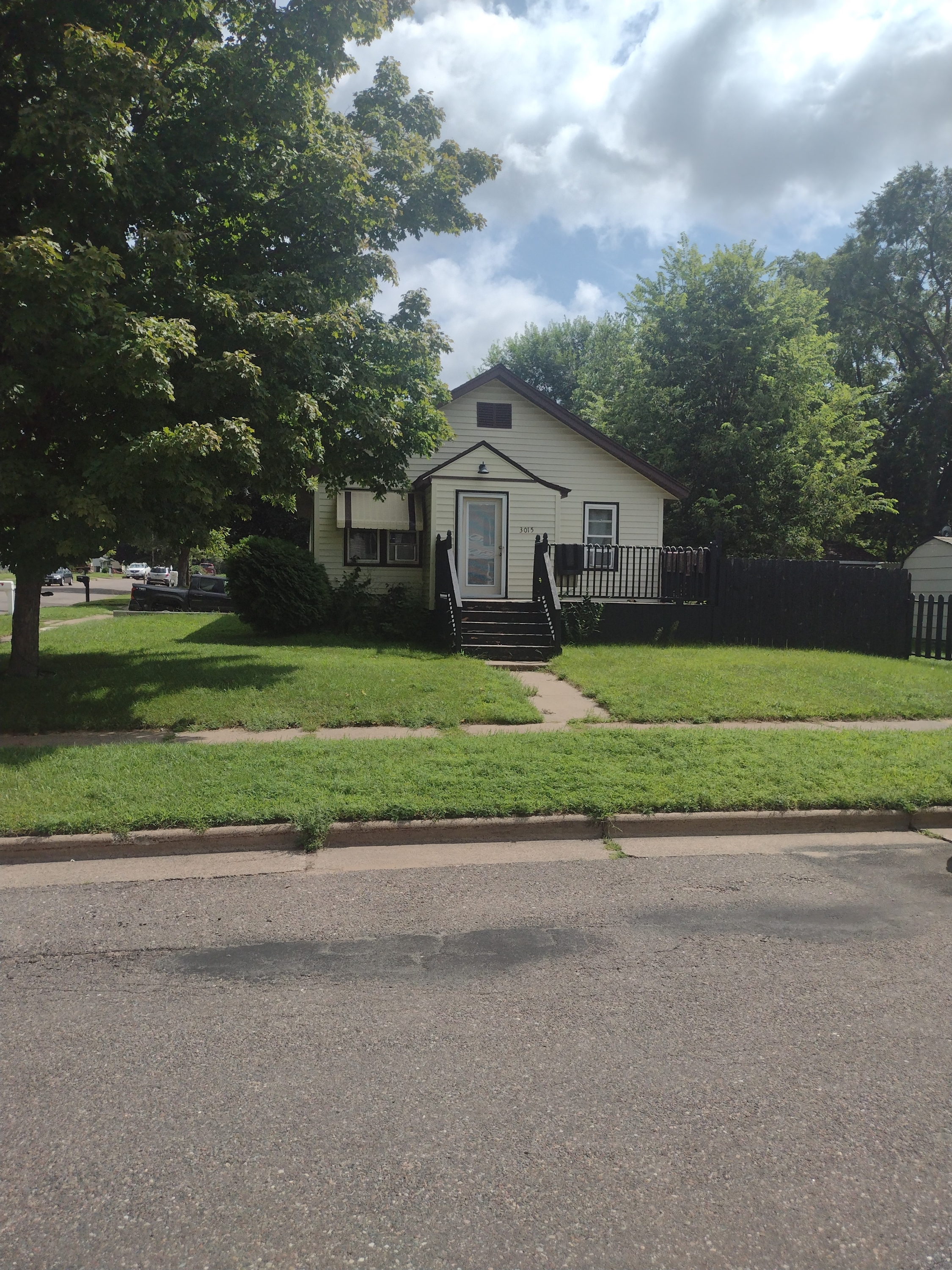 3015 6th Street